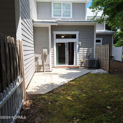 1607 Shoreline Place, Wilmington, NC 28403