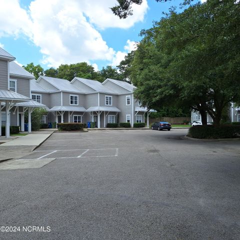 1607 Shoreline Place, Wilmington, NC 28403