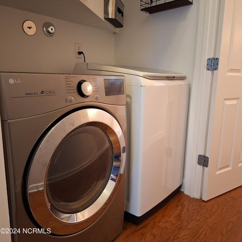 1607 Shoreline Place, Wilmington, NC 28403