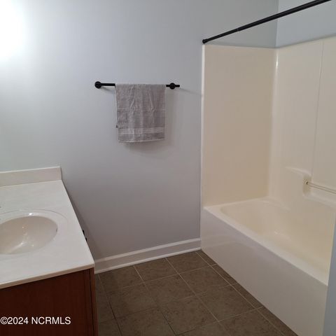 1607 Shoreline Place, Wilmington, NC 28403