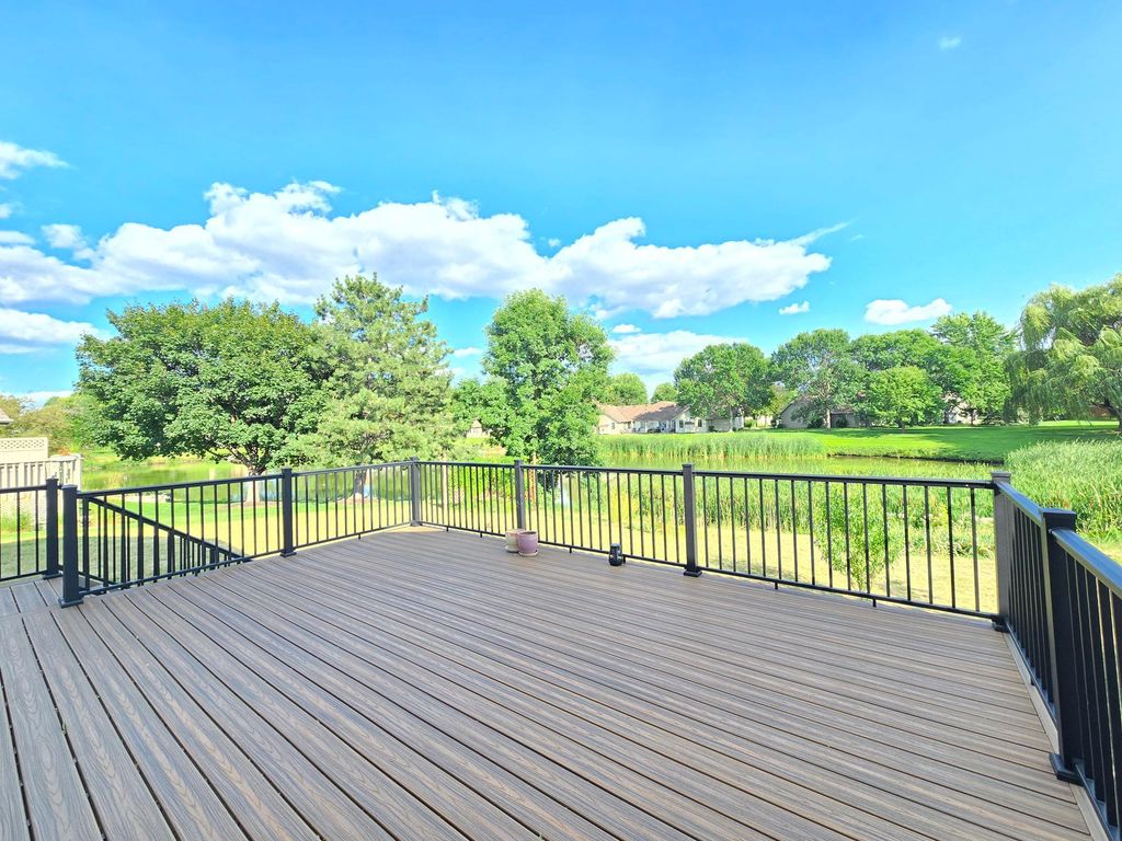 4625 Edinbrook Terrace, Brooklyn Park, MN 55443