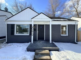 20612 Kingsville Street, Detroit, MI 48225