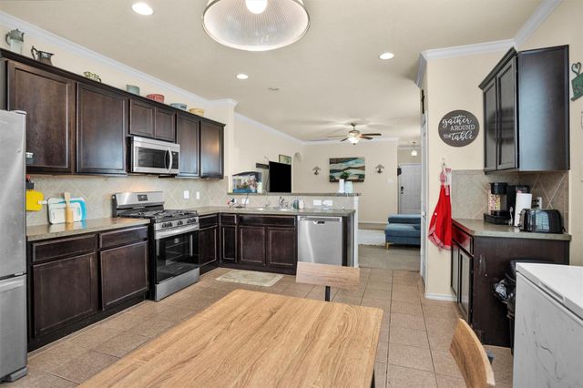 1420 Natural Pine Trail, Conroe, TX 77301