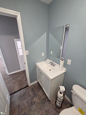 2205 E Whittemore Avenue, Burton, MI 48529