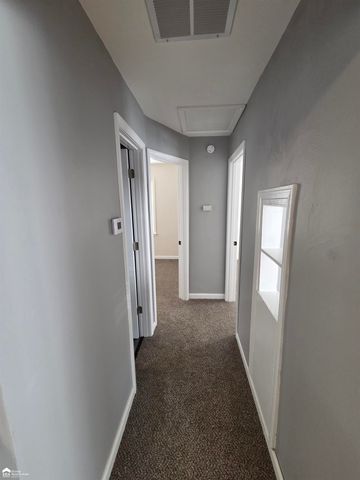 2205 E Whittemore Avenue, Burton, MI 48529
