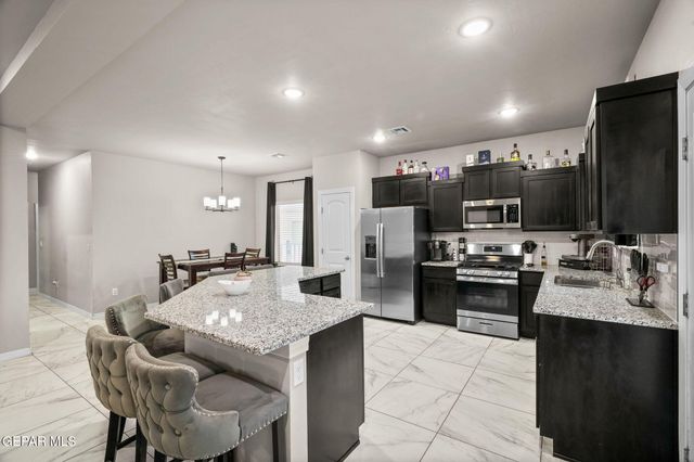 356 PLATEAU Drive, Socorro, TX 79927