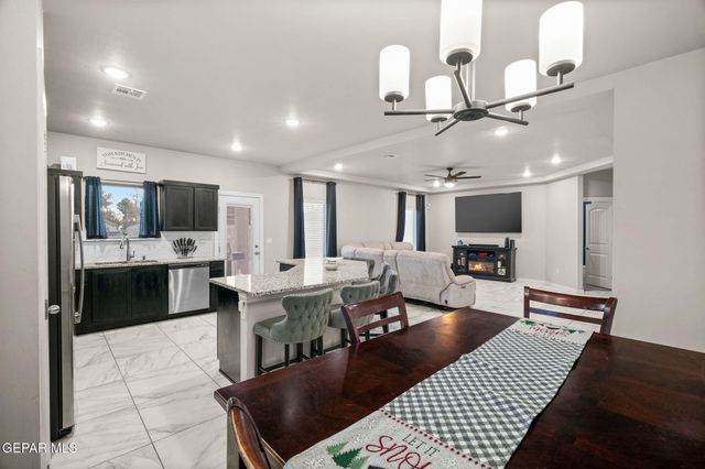 356 PLATEAU Drive, Socorro, TX 79927