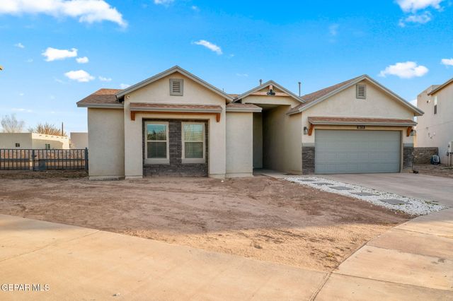 356 PLATEAU Drive, Socorro, TX 79927