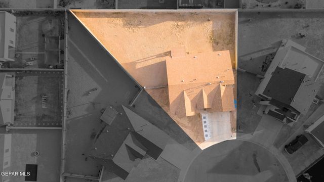 356 PLATEAU Drive, Socorro, TX 79927