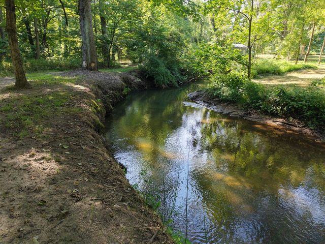 8040 W Martin Road, Three Oaks, MI 49128