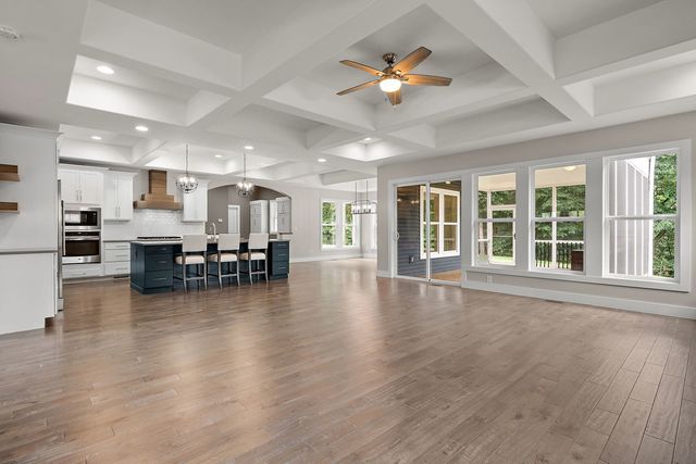 326 W Houghton Drive, Valparaiso, IN 46385