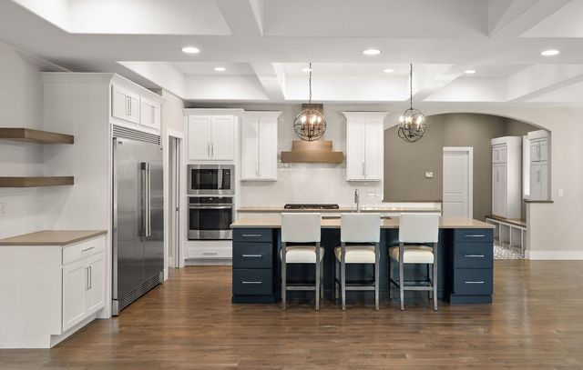 326 W Houghton Drive, Valparaiso, IN 46385