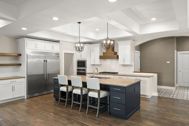 326 W Houghton Drive, Valparaiso, IN 46385