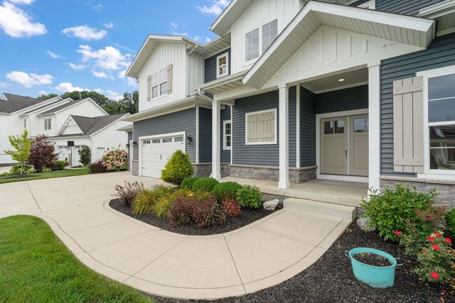326 W Houghton Drive, Valparaiso, IN 46385