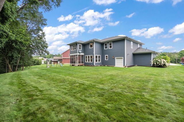 326 W Houghton Drive, Valparaiso, IN 46385