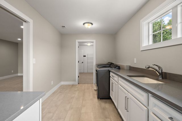 326 W Houghton Drive, Valparaiso, IN 46385