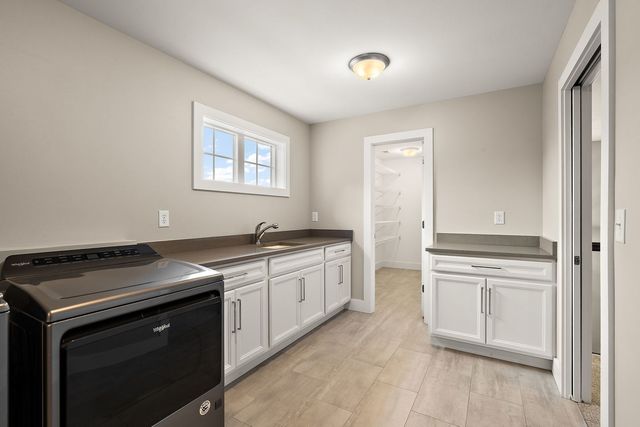 326 W Houghton Drive, Valparaiso, IN 46385