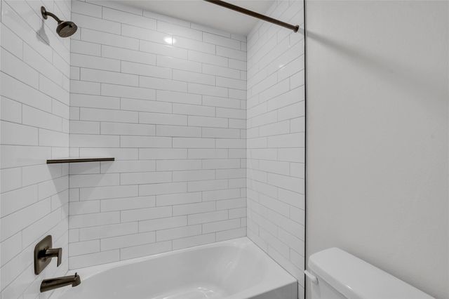 9317 Curious Squirrel ST, Austin, TX 78744