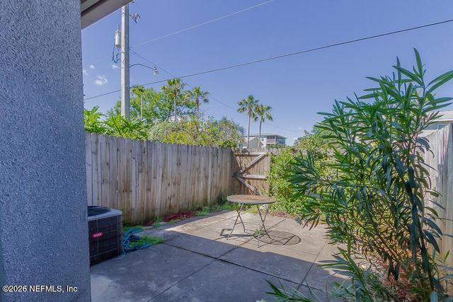 360 14TH Avenue S E, Jacksonville Beach, FL 32250