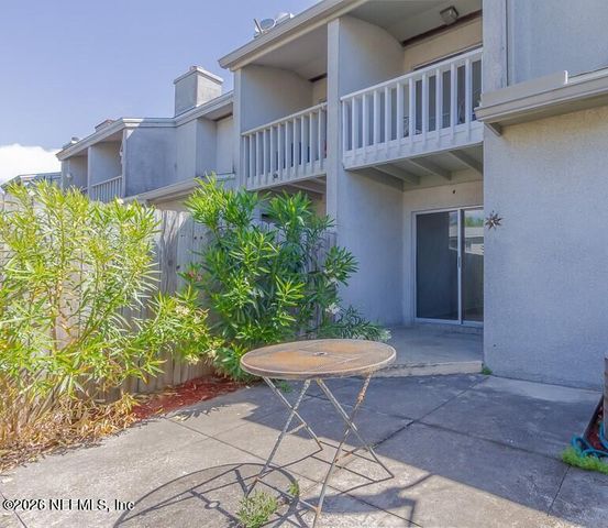 360 14TH Avenue S E, Jacksonville Beach, FL 32250