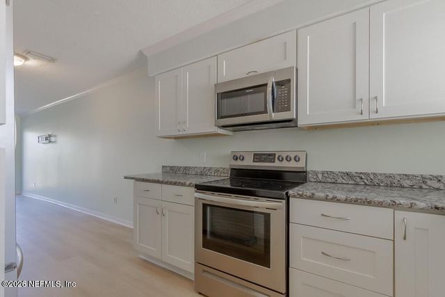 360 14TH Avenue S E, Jacksonville Beach, FL 32250