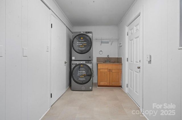 604 Hillsdale Drive, Monroe, NC 28110