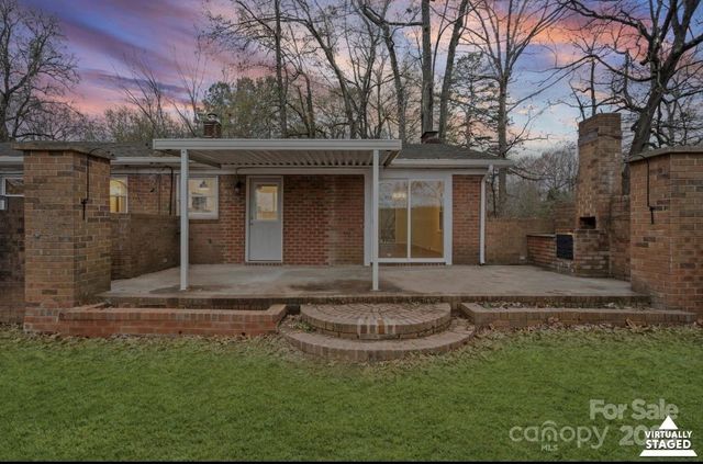 604 Hillsdale Drive, Monroe, NC 28110