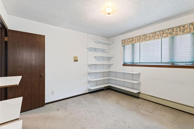 2260 Mesa Road, Colorado Springs, CO 80904