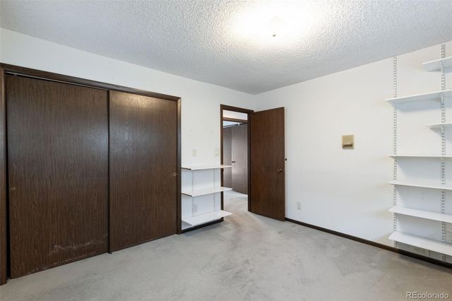 2260 Mesa Road, Colorado Springs, CO 80904