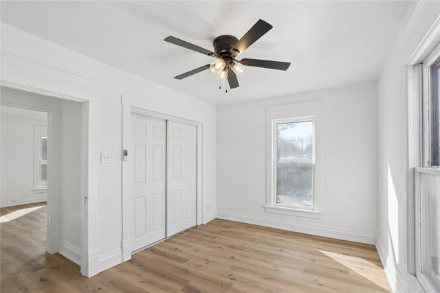 820 1st Avenue E, Newton, IA 50208