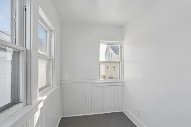 820 1st Avenue E, Newton, IA 50208