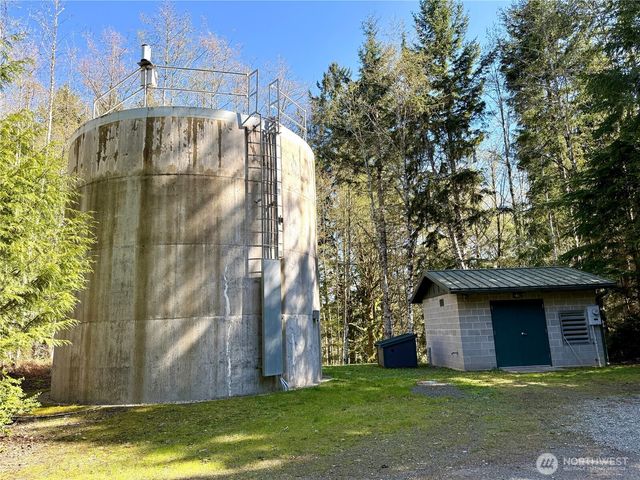 7288 Beauchamp Lane NW, Seabeck, WA 98380