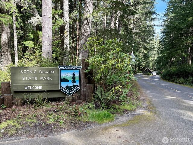 7288 Beauchamp Lane NW, Seabeck, WA 98380