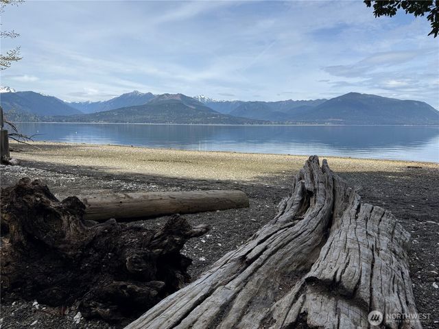 7288 Beauchamp Lane NW, Seabeck, WA 98380