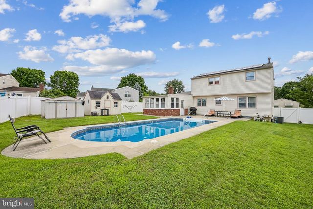 3 GRANT DR, Clementon, NJ 08021