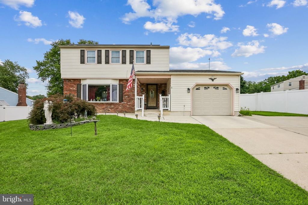 3 GRANT DR, Clementon, NJ 08021