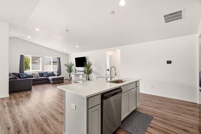120 S Beeman St, Airway Heights, WA 99001