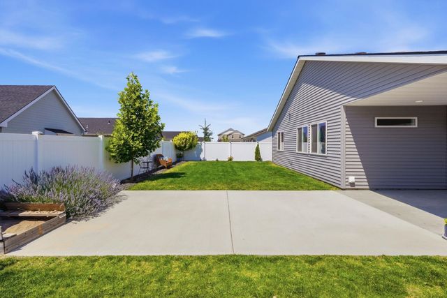 120 S Beeman St, Airway Heights, WA 99001