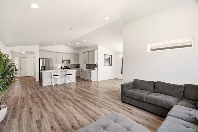 120 S Beeman St, Airway Heights, WA 99001