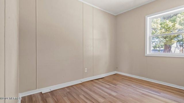 300 Richlands Avenue 1, Jacksonville, NC 28540