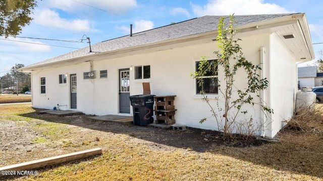 300 Richlands Avenue 1, Jacksonville, NC 28540