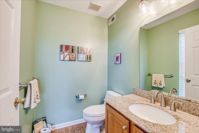 2 ACACIA AVE, Robbinsville, NJ 08691