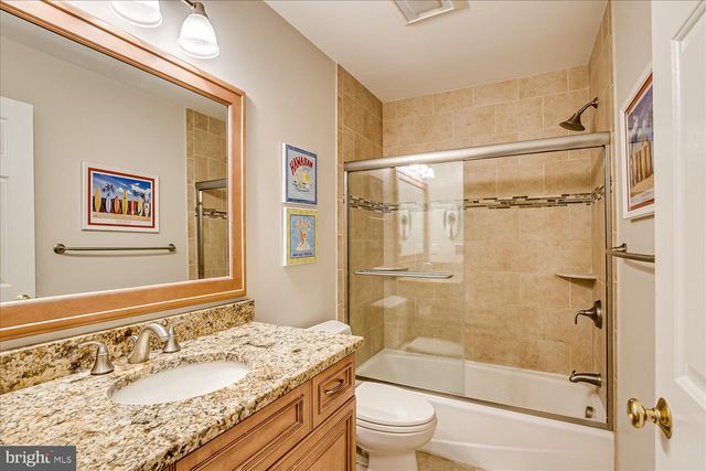2 ACACIA AVE, Robbinsville, NJ 08691