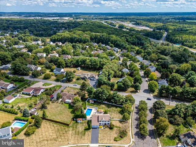 2 ACACIA AVE, Robbinsville, NJ 08691