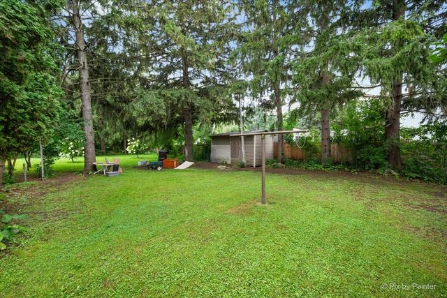 867 Clay Street, Woodstock, IL 60098
