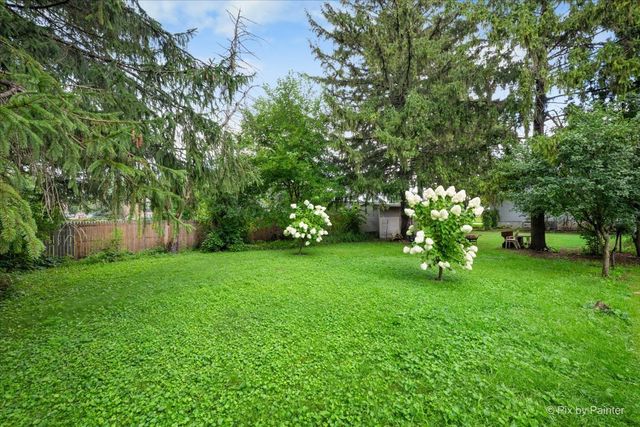 867 Clay Street, Woodstock, IL 60098