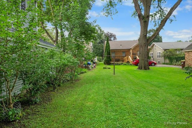 867 Clay Street, Woodstock, IL 60098