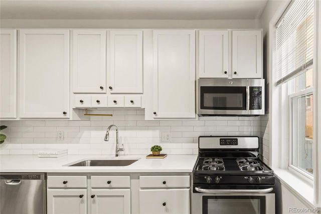 135 E 8th Avenue, Denver, CO 80203