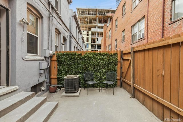 135 E 8th Avenue, Denver, CO 80203