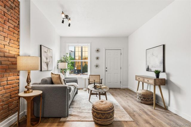 135 E 8th Avenue, Denver, CO 80203